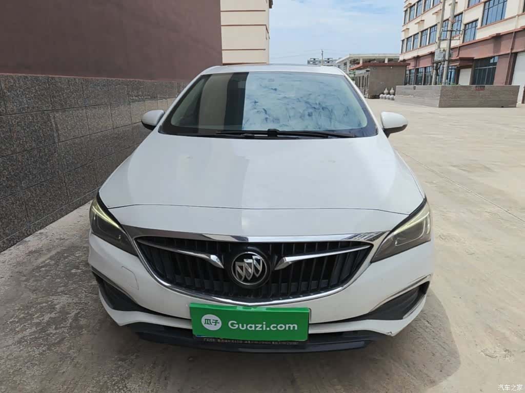Buick Verano, 2019 3