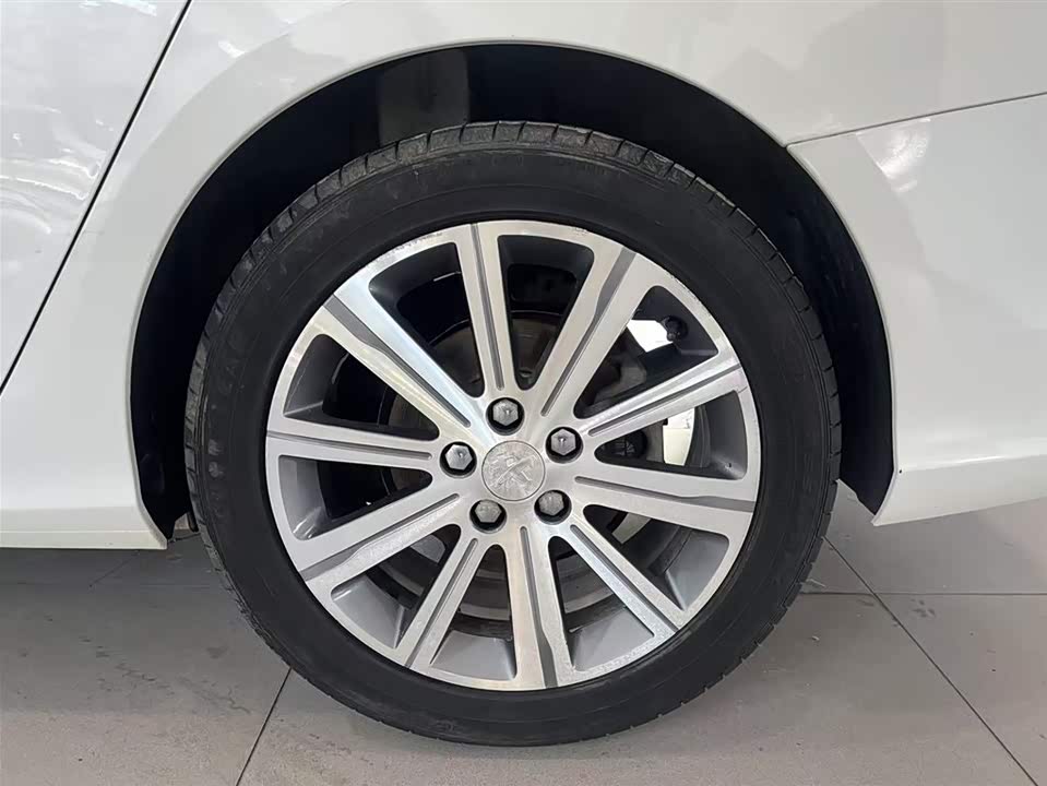 Peugeot 408 Peugeot 408