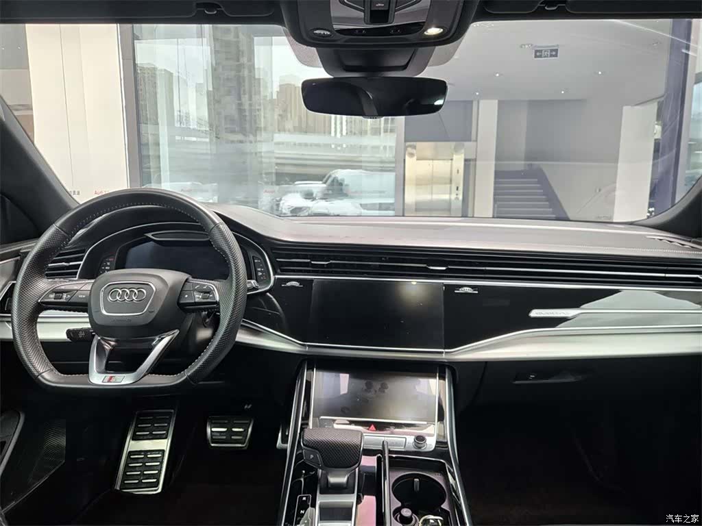 Audi Q8, 2019 6