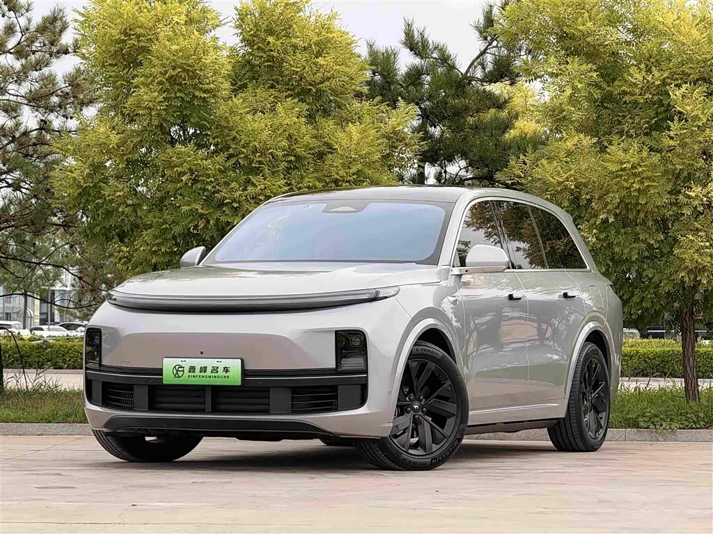 Li Auto L8