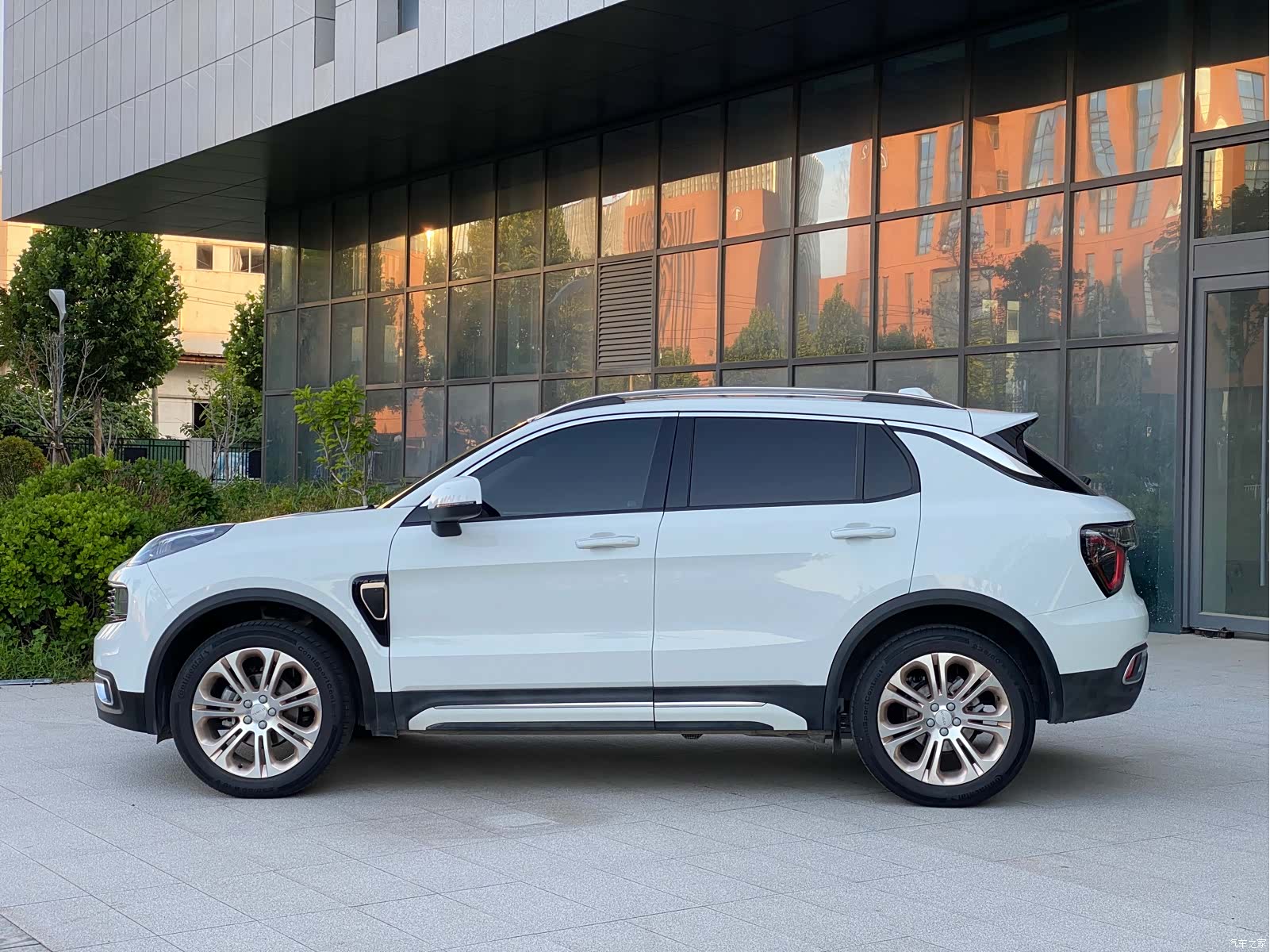 Lynk & Co 01, 2018 10