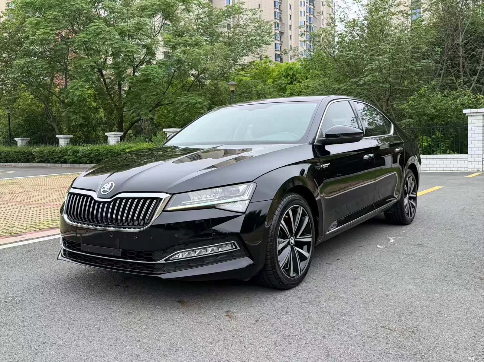 Skoda Superb, 2020 1