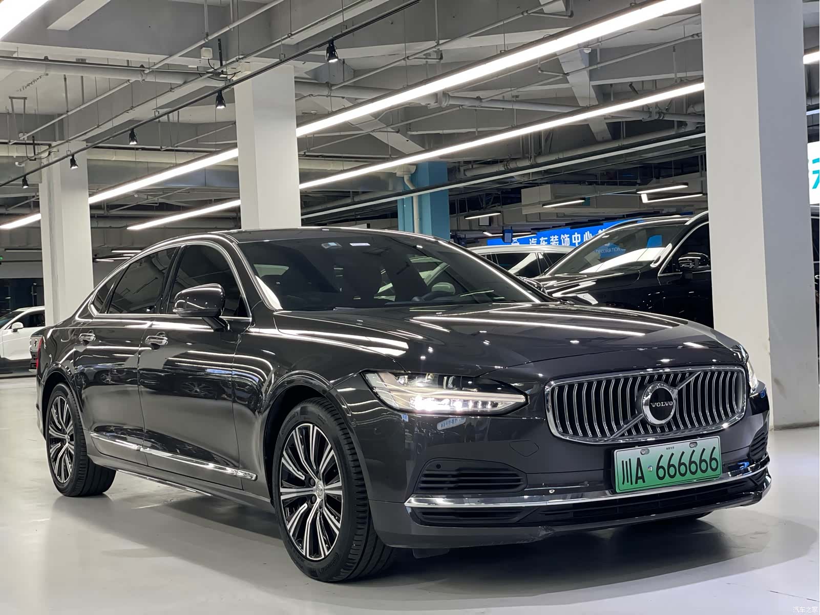 Volvo S90, 2021 3