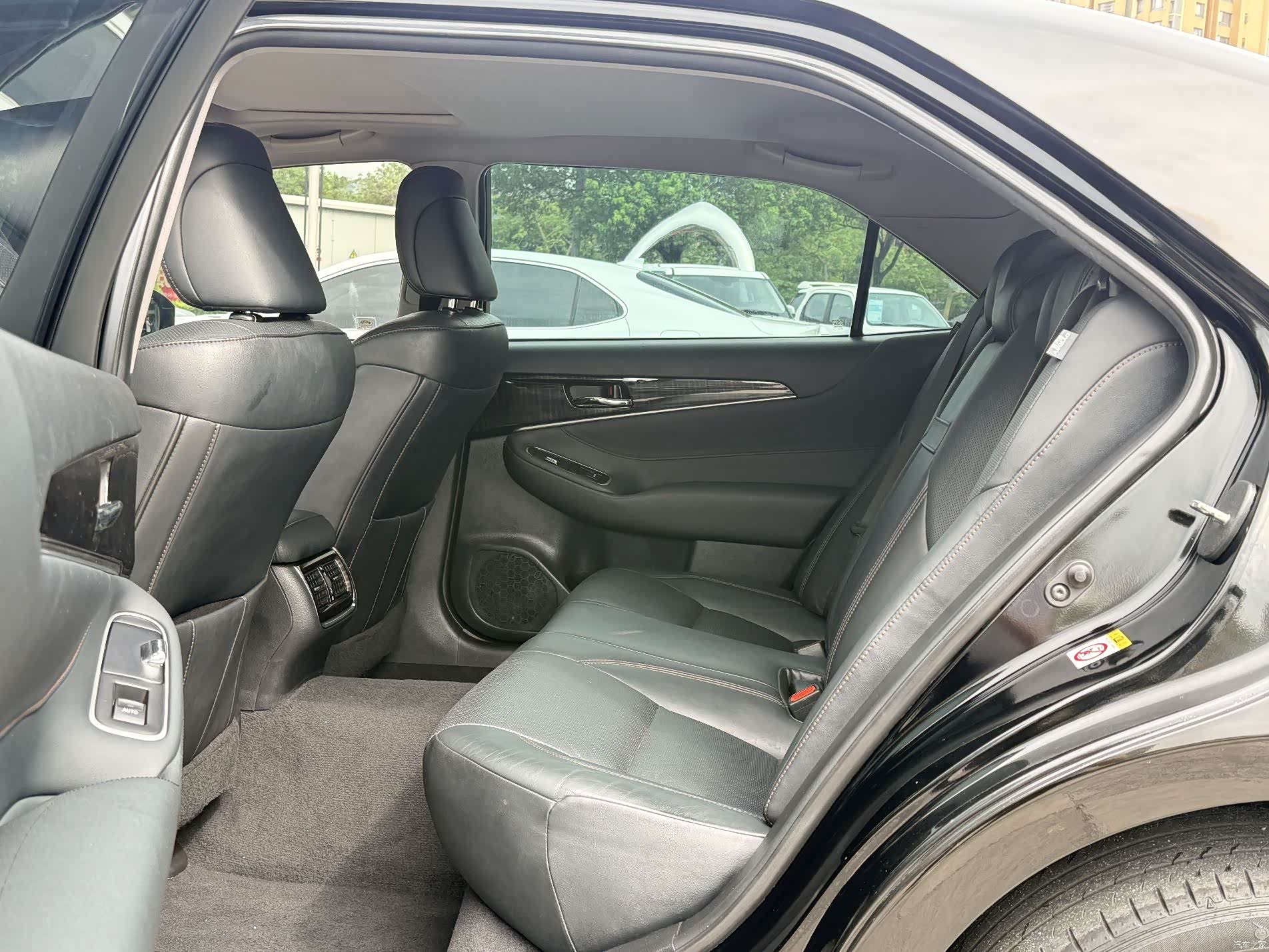 Toyota Crown, 2018 6