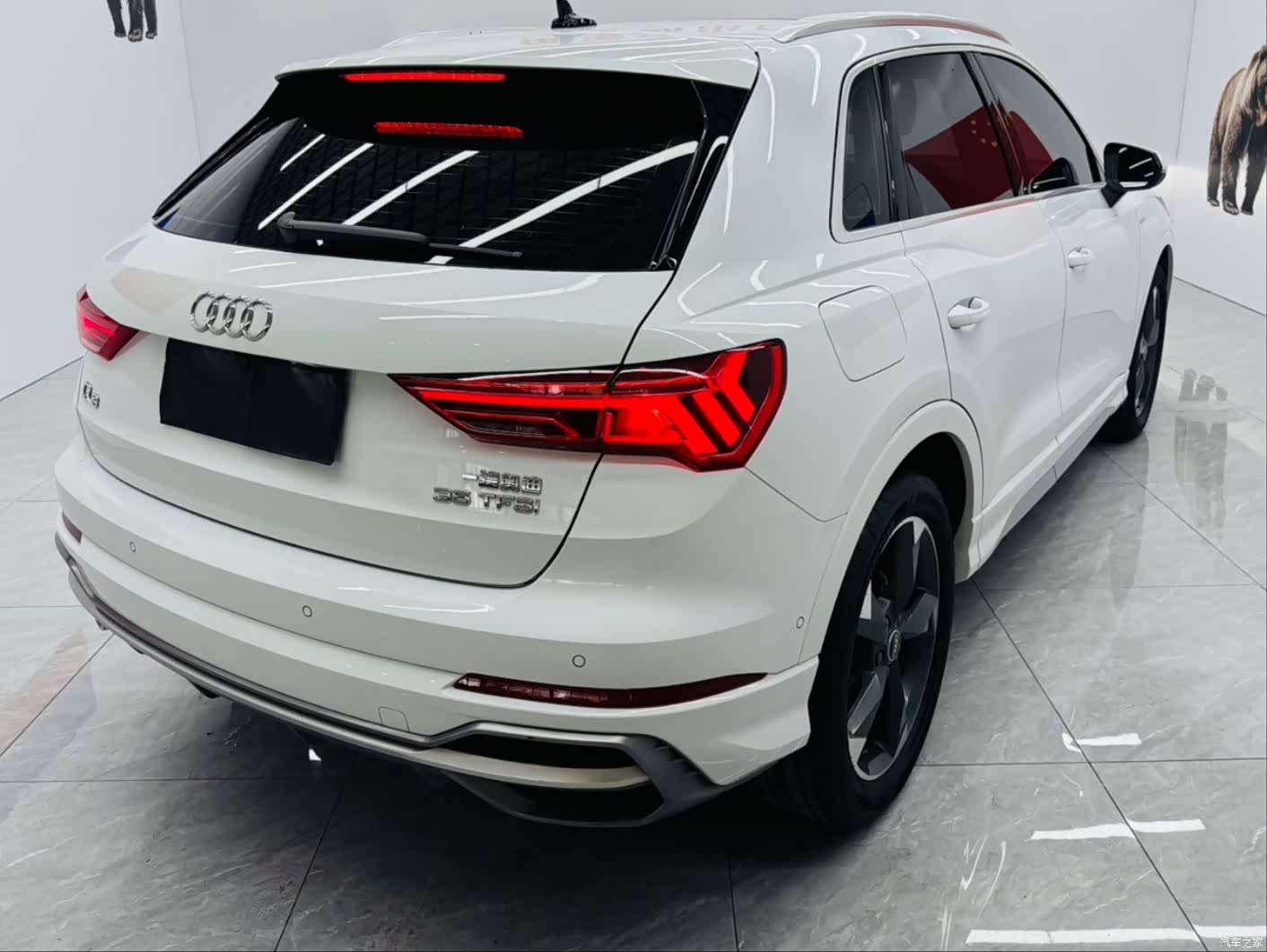 Audi Q3, 2022 12