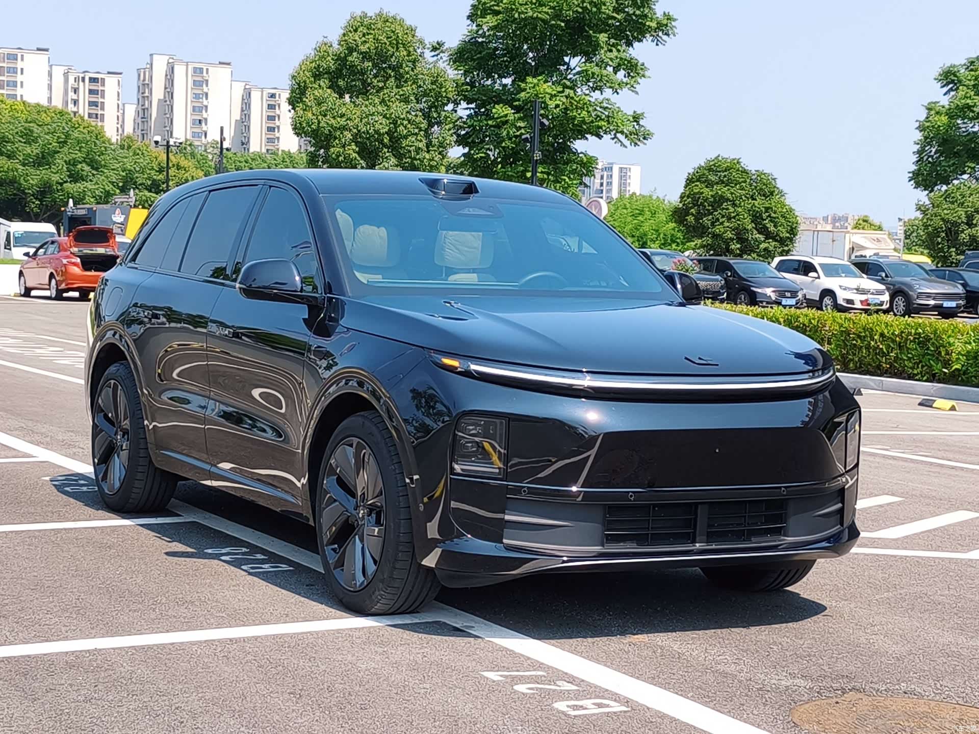 Li Auto L6, 2024 3