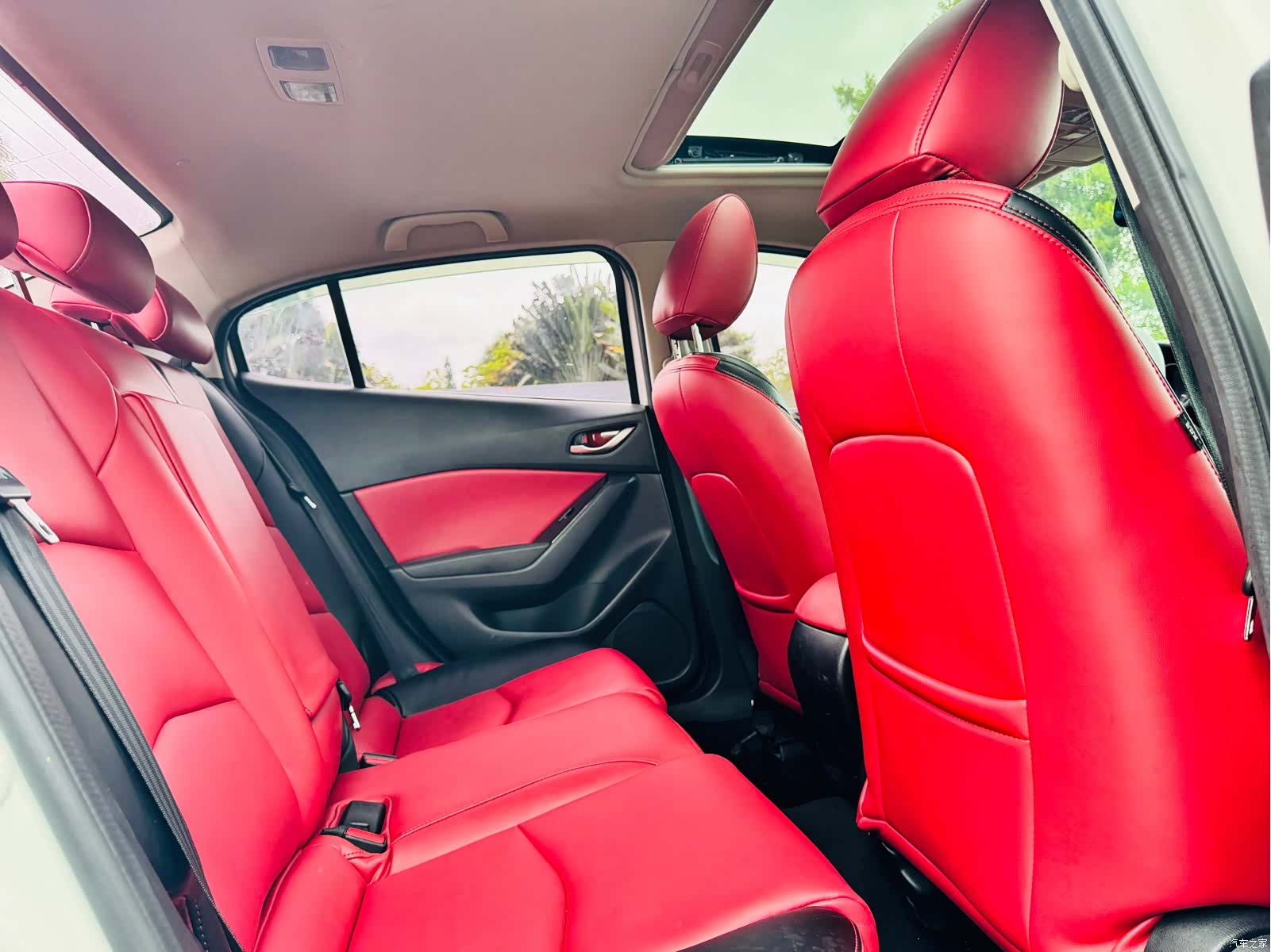 Mazda Mazda3, 2018 7