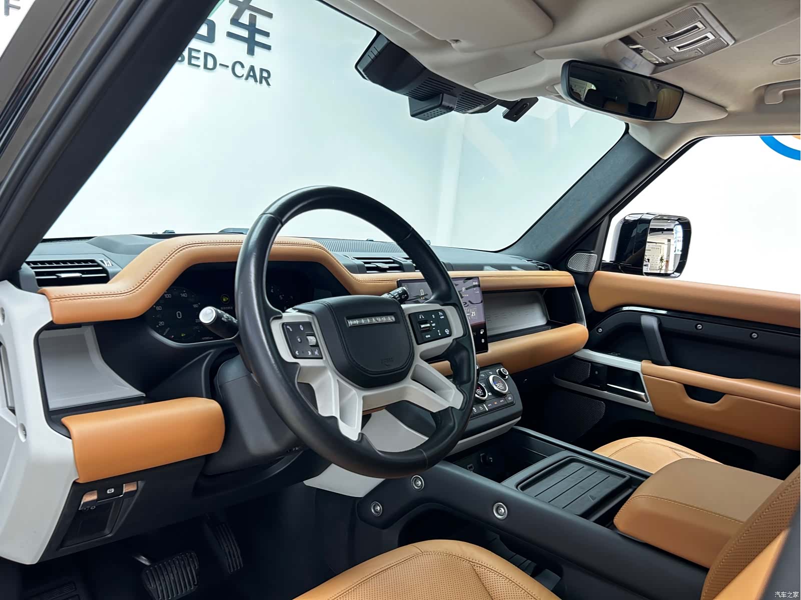 Land Rover Defender, 2024 10