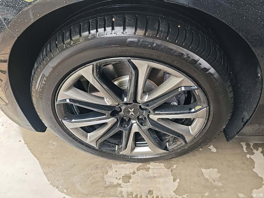 Xpeng P7, 2022 23