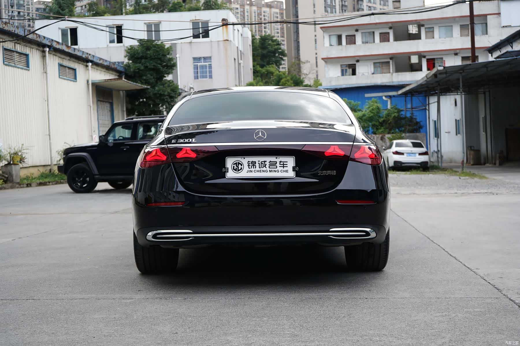 Mercedes-Benz E-Class, 2024 8