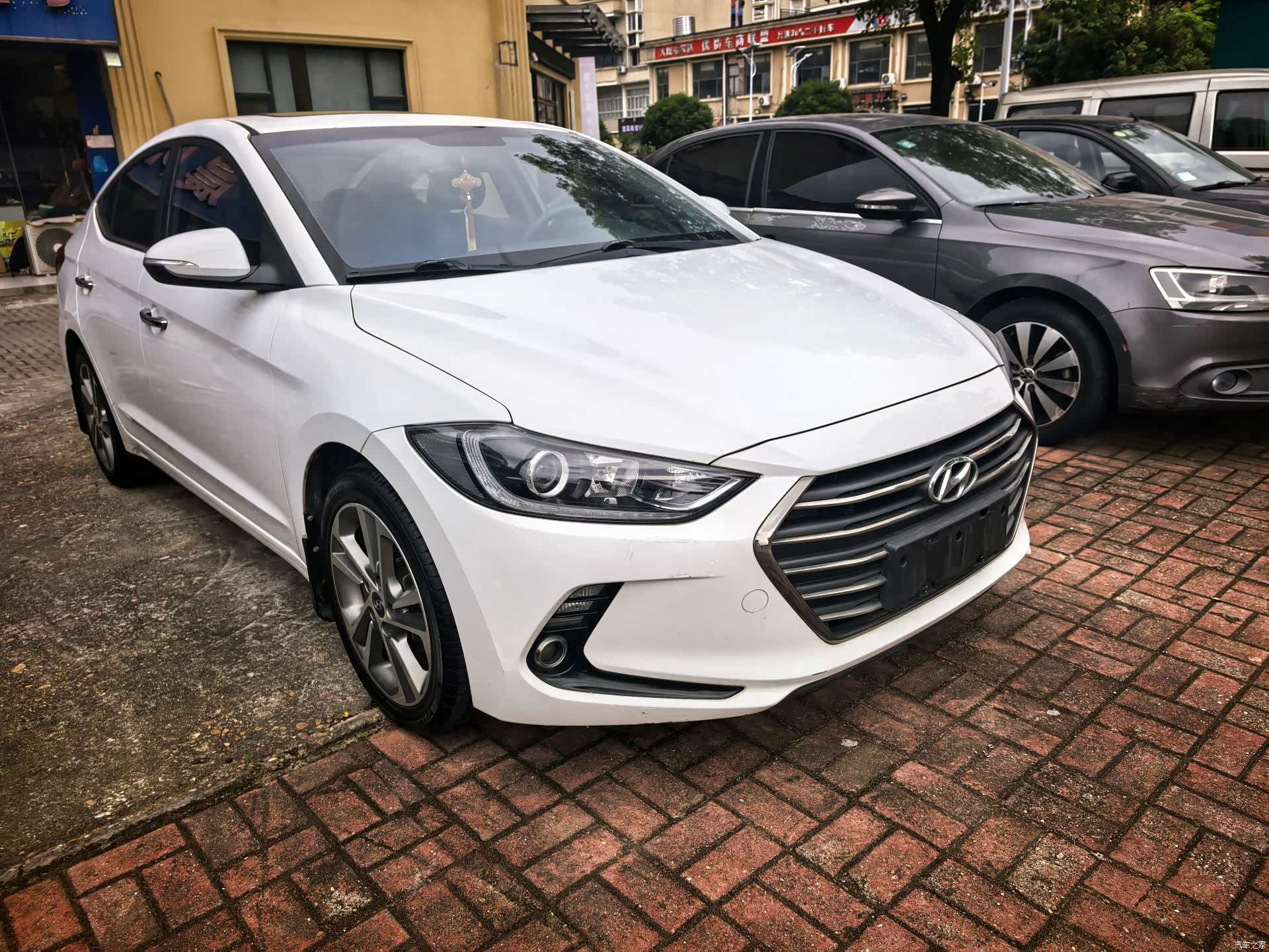 Hyundai 15, 2018 3