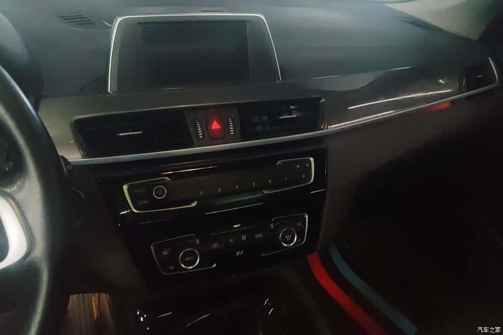 BMW X1, 2017 13
