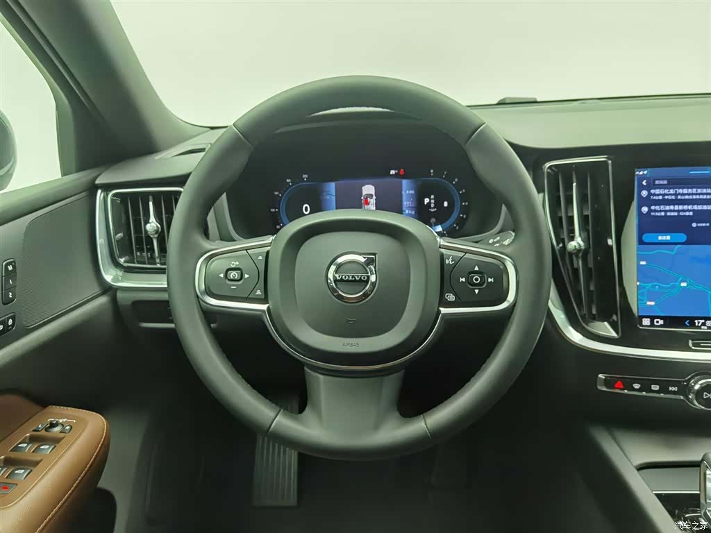 Volvo S60, 2022 11