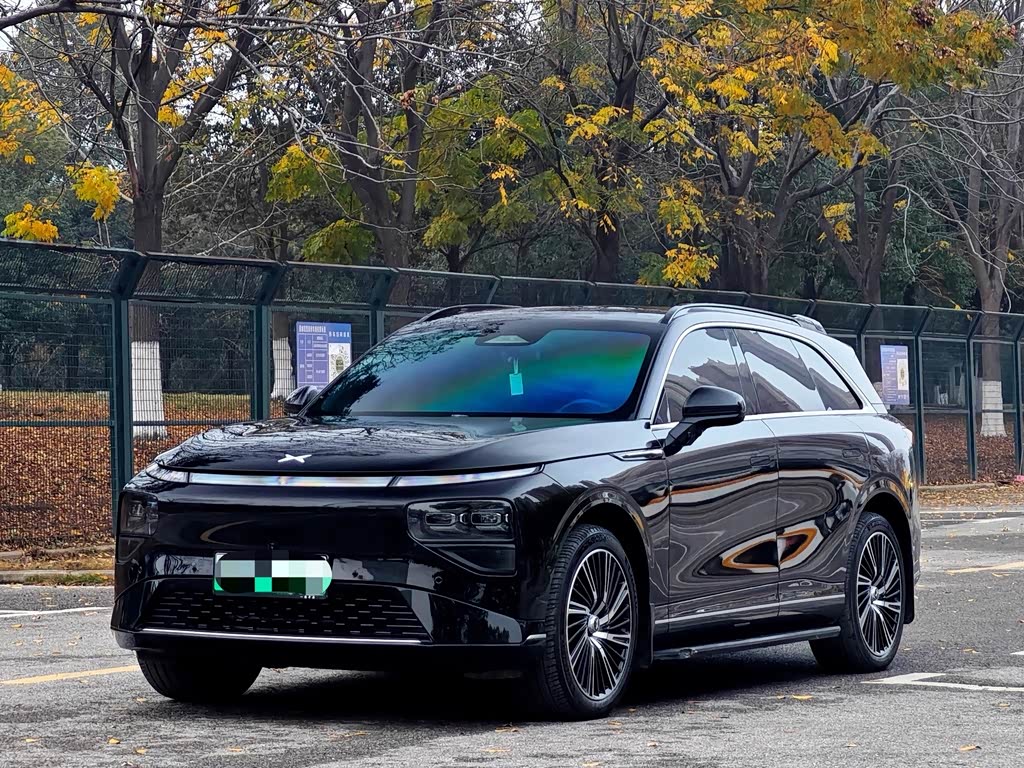 Xpeng G9