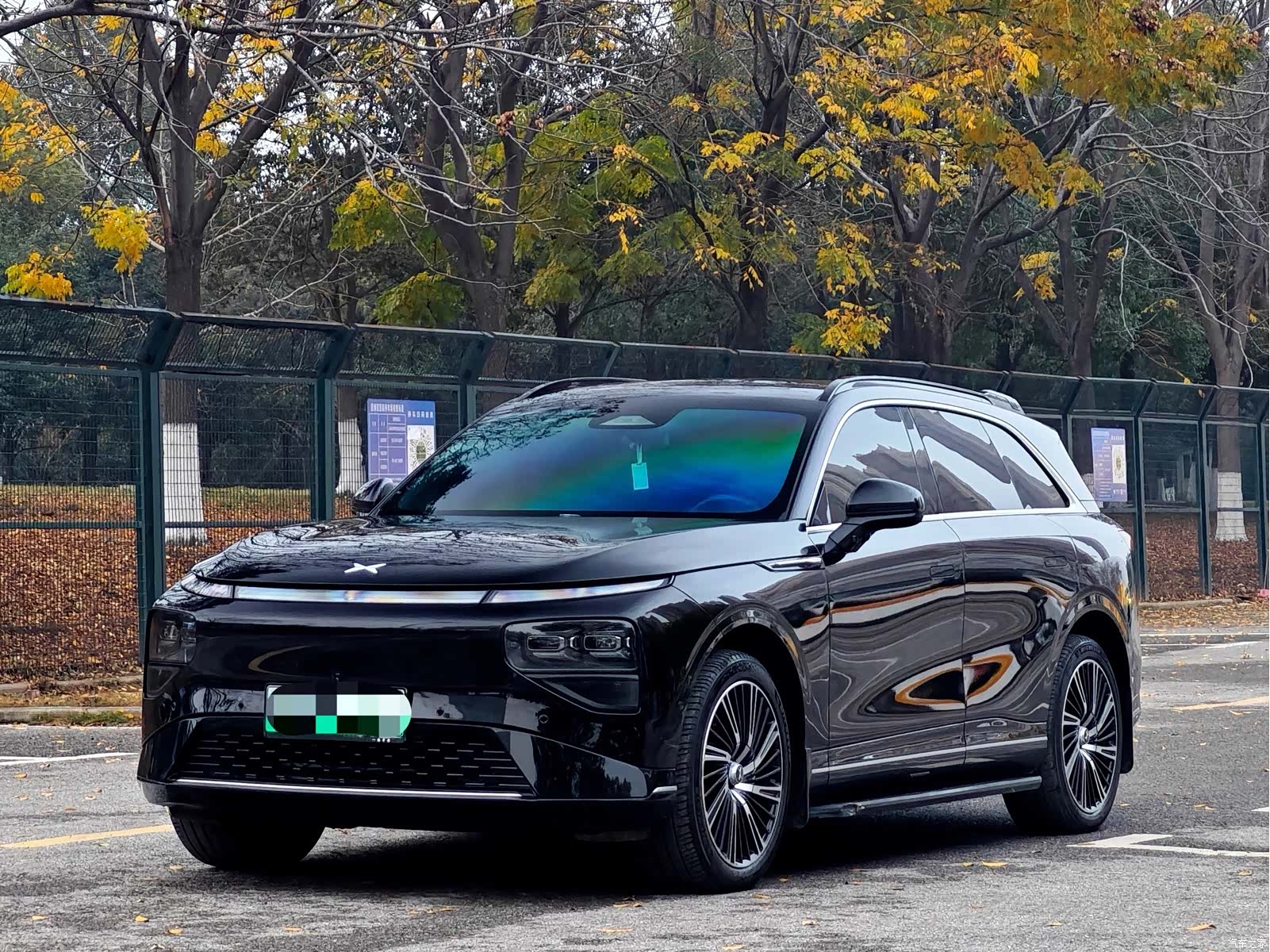 Xpeng G9, 2023 1