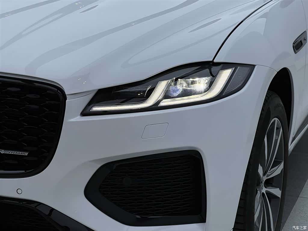 Jaguar F-PACE, 2023 14