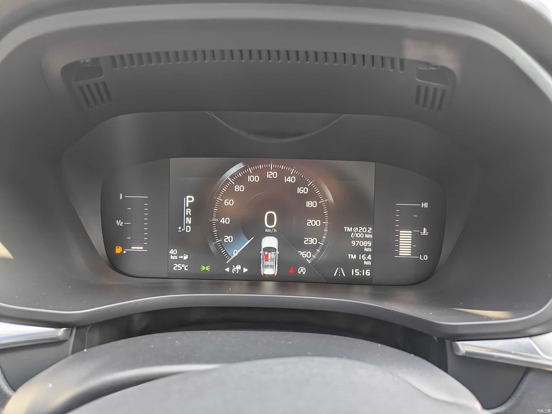 Volvo XC60, 2021 все фото