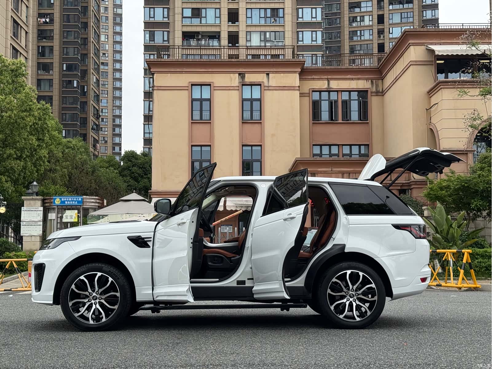 Land Rover Range Rover, 2018 17