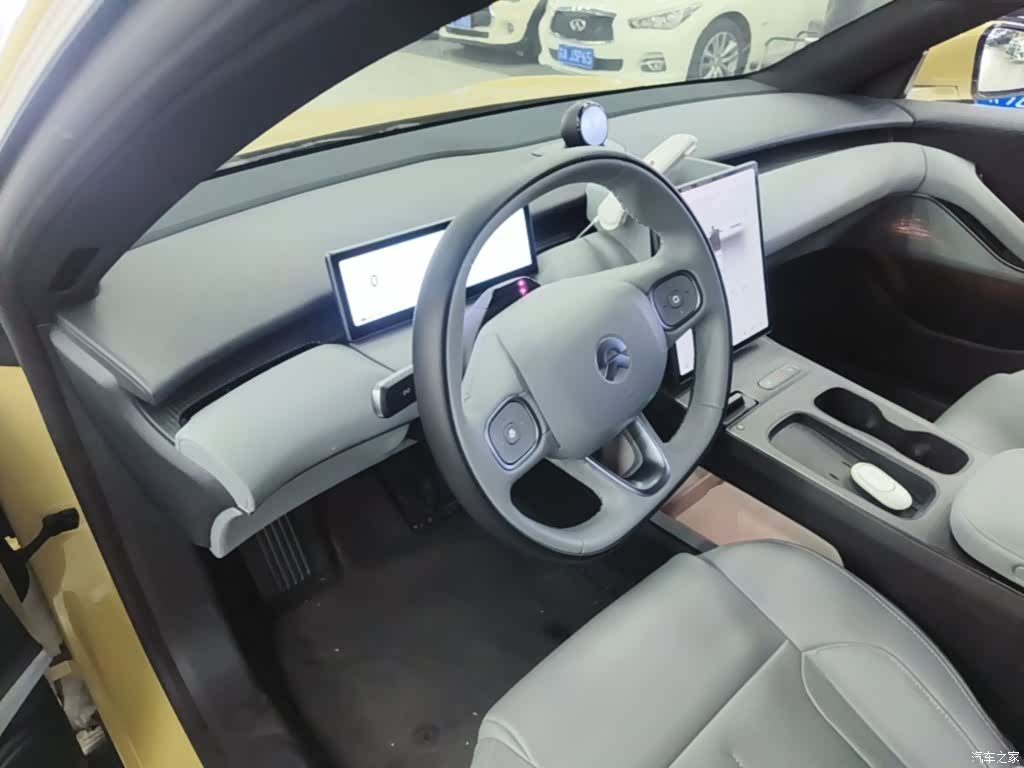 NIO ET5, 2024 10