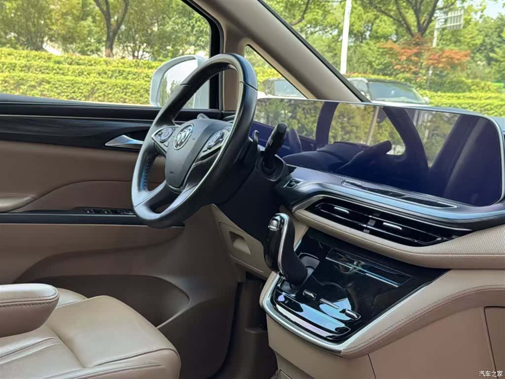 Buick GL8, 2020 6