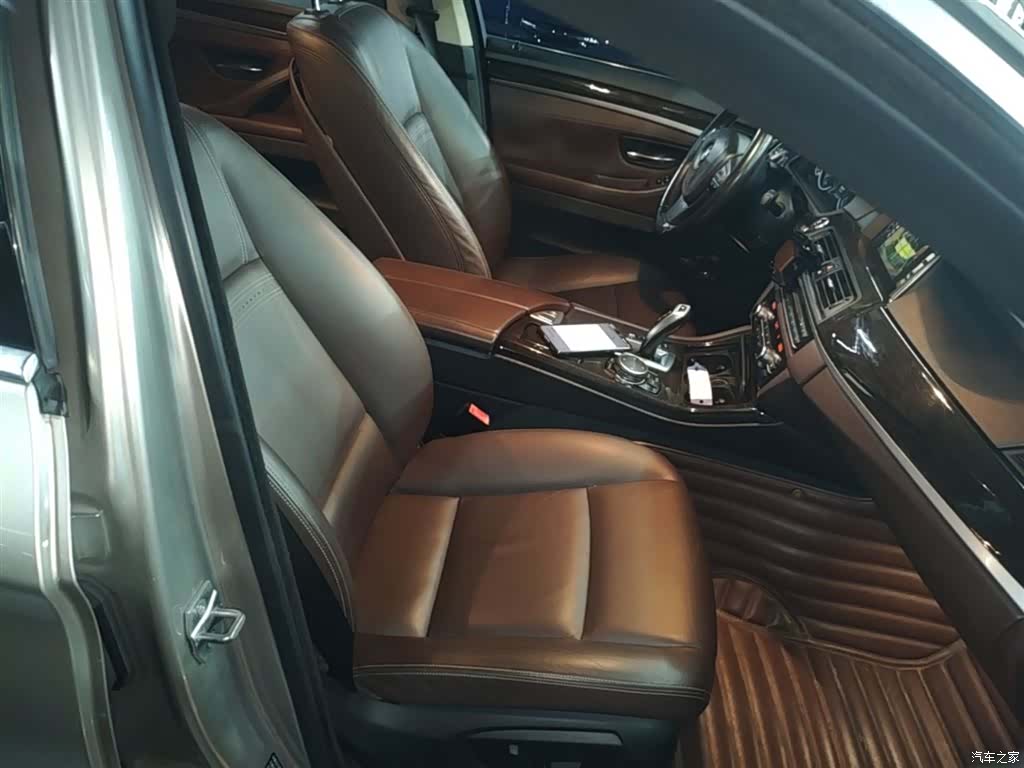 BMW 5 Series, 2017 25