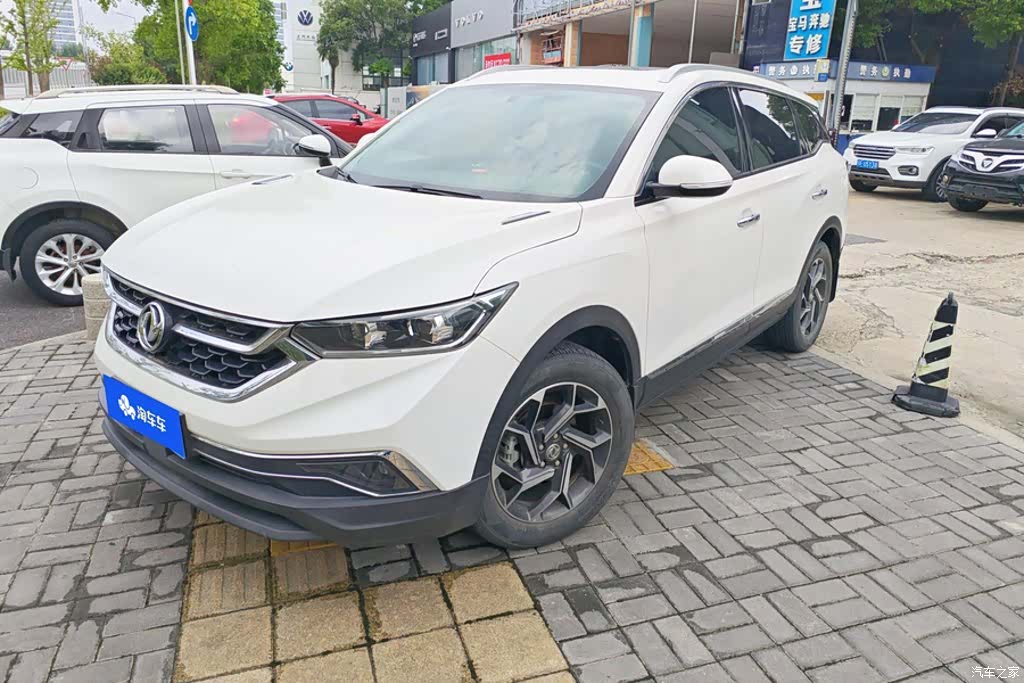 DongFeng AX7, 2019 1
