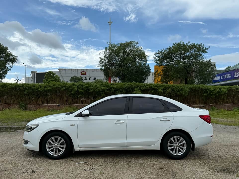 Buick Yinglang