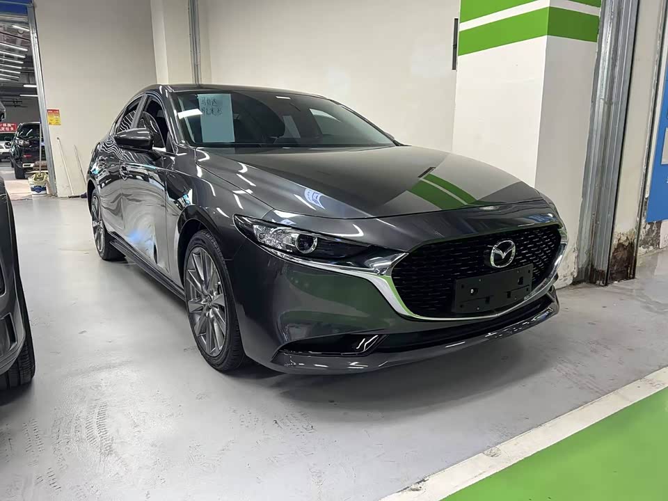Mazda 3 Angkesaila