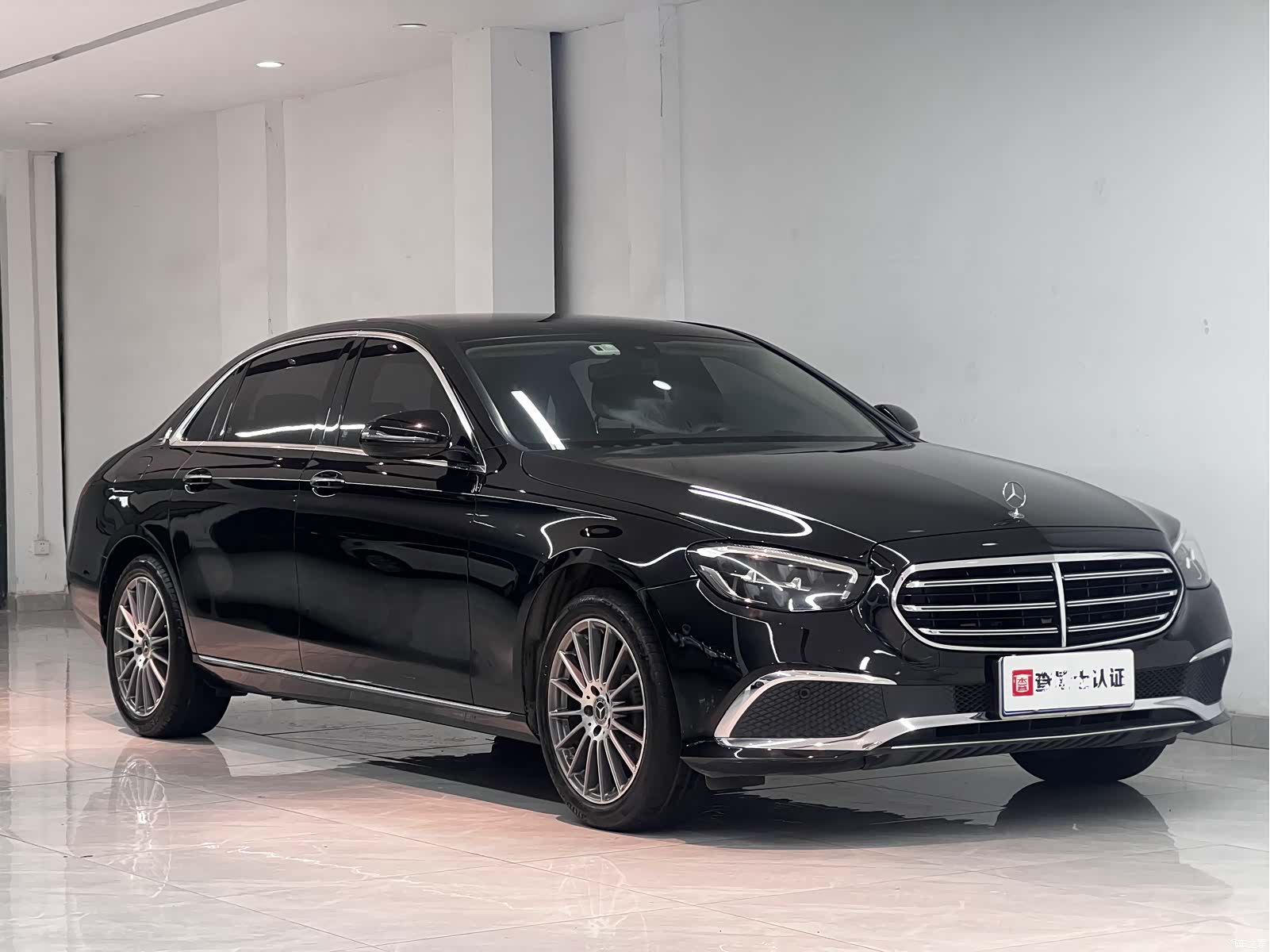 Mercedes-Benz E-Class, 2022 3