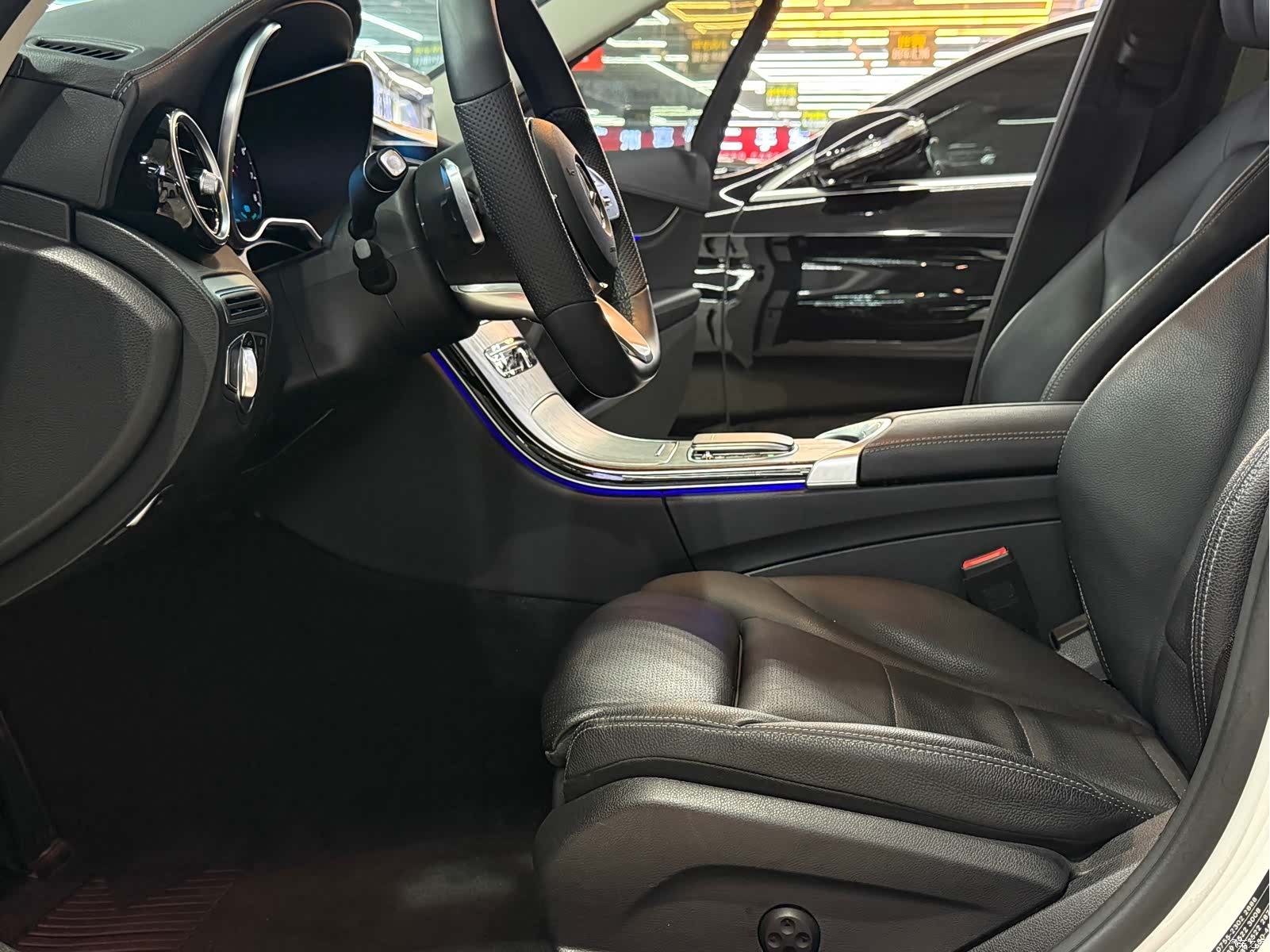 Mercedes-Benz C-Class, 2020 11