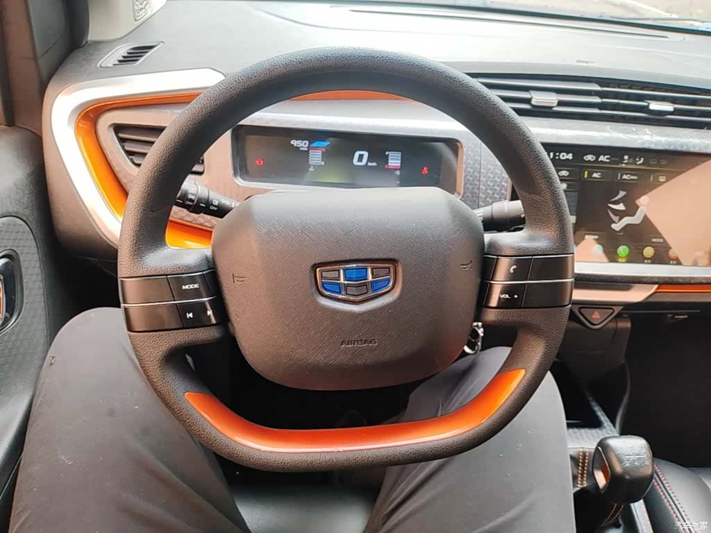 Geely X1, 2017 11