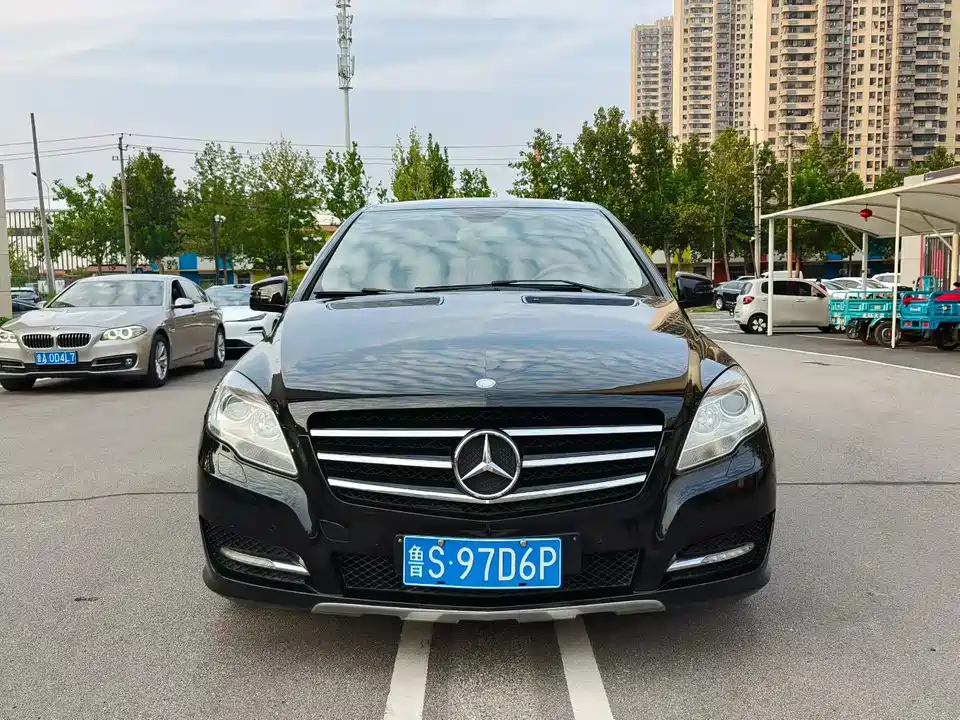 Mercedes-Benz R-class
