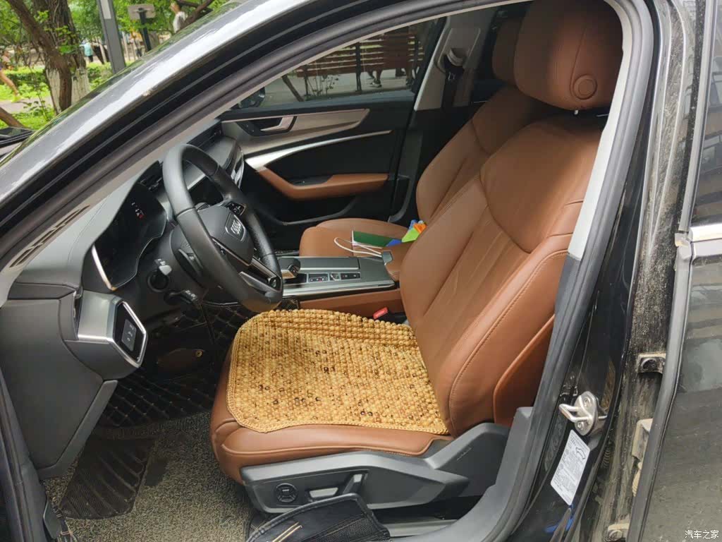 Audi A6L, 2021 11
