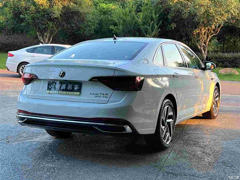 Volkswagen Sagitar, 2023 8