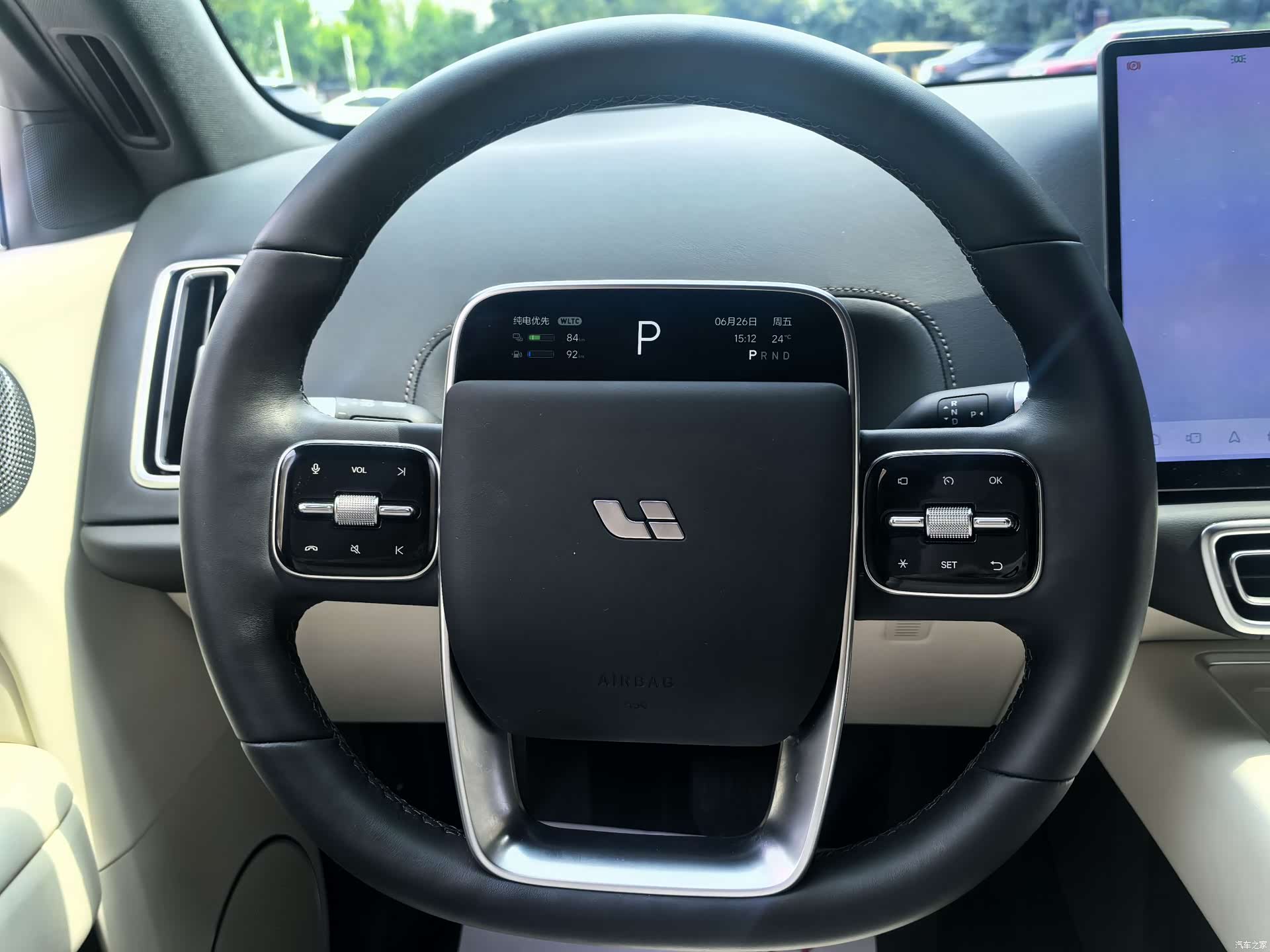 Li Auto L6, 2025 13