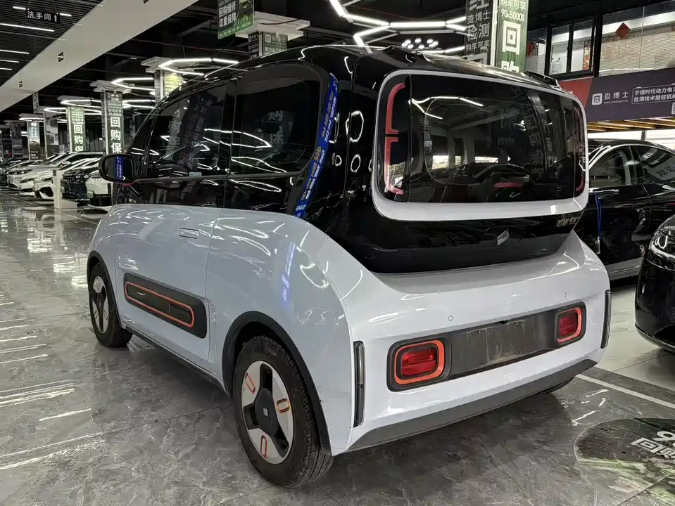 Baoding KiWi EV