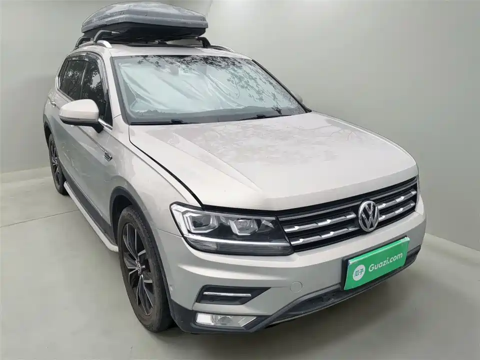 Volkswagen Tiguan L