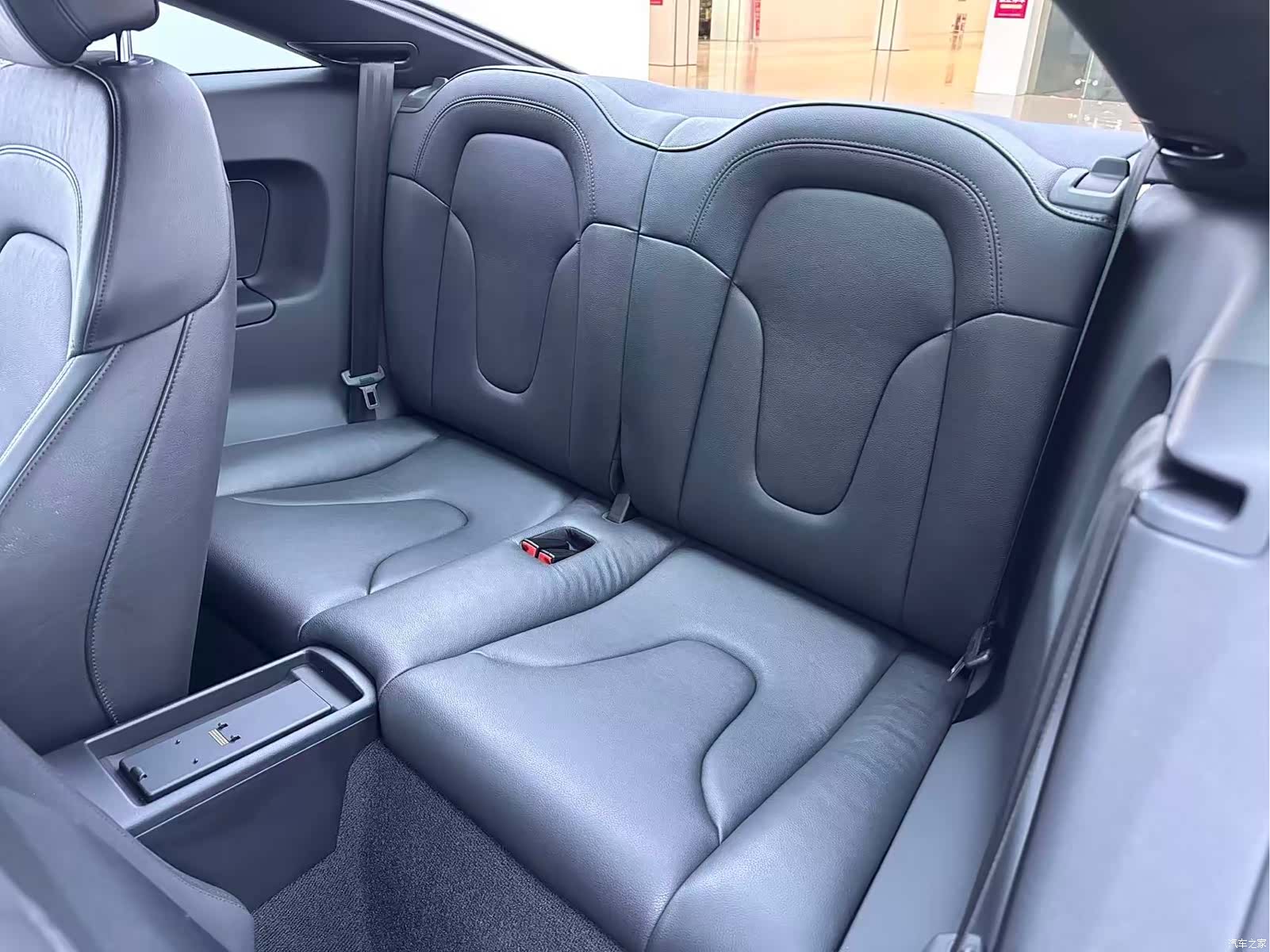Audi TT, 2012 18