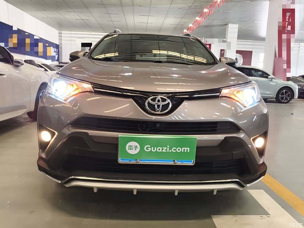 Toyota RAV4, 2017 3