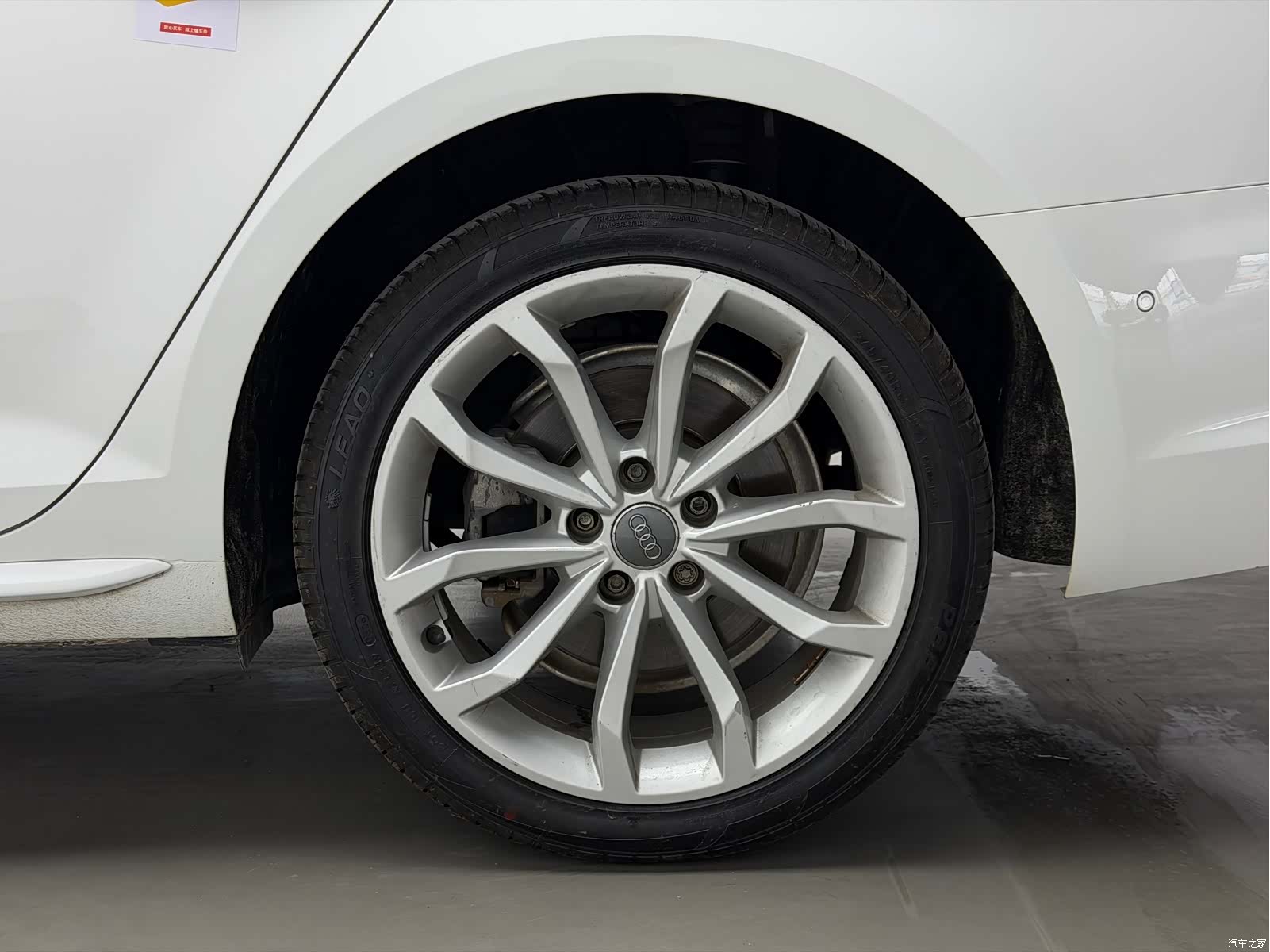 Audi A4L, 2019 17