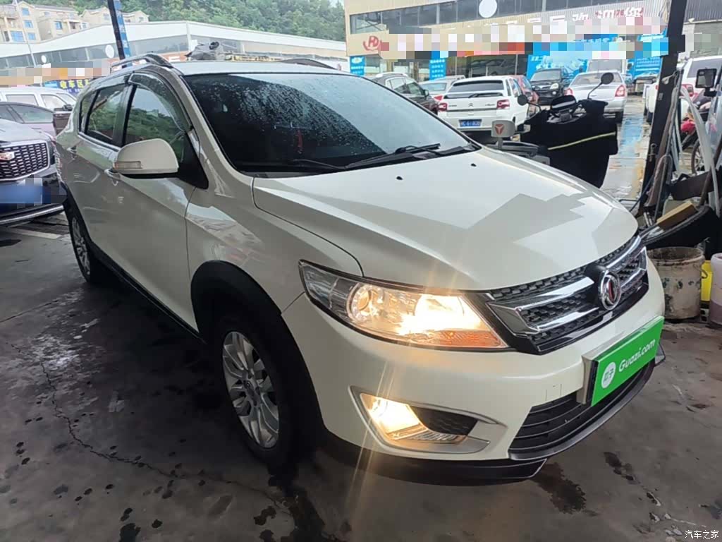 DongFeng AX3, 2017 4