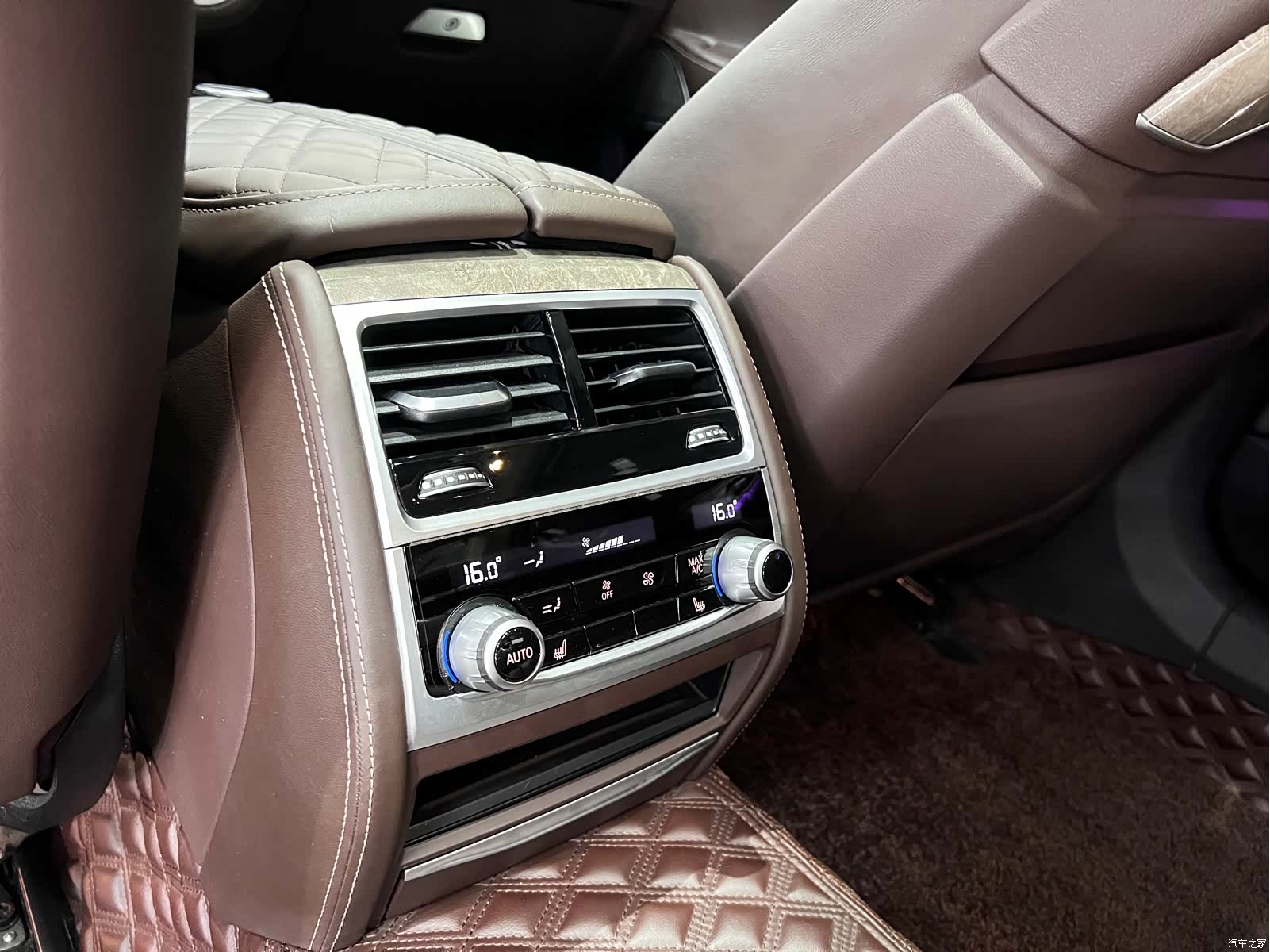 BMW 7 Series, 2020 10
