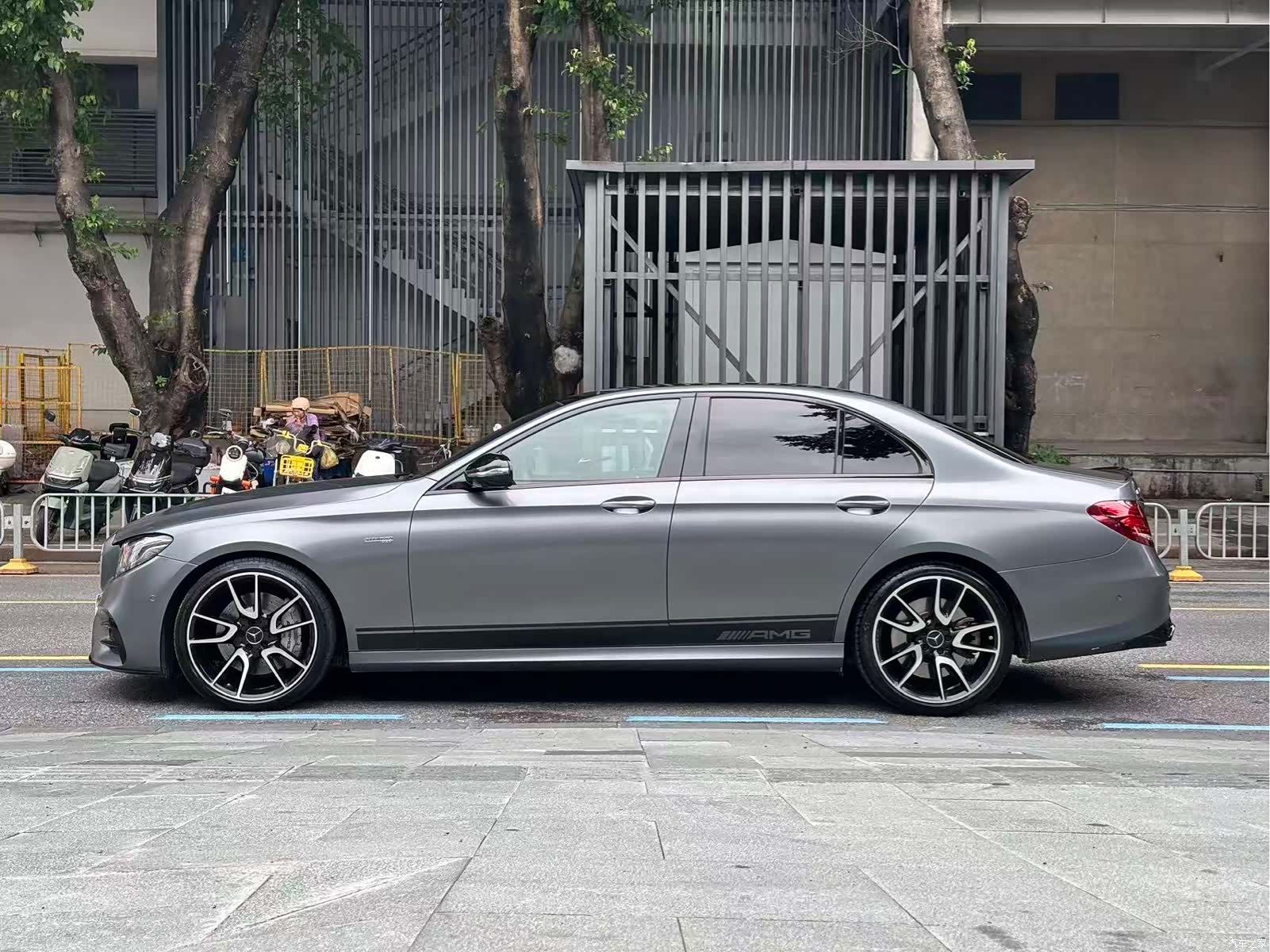 Mercedes-Benz E-Class, 2018 3