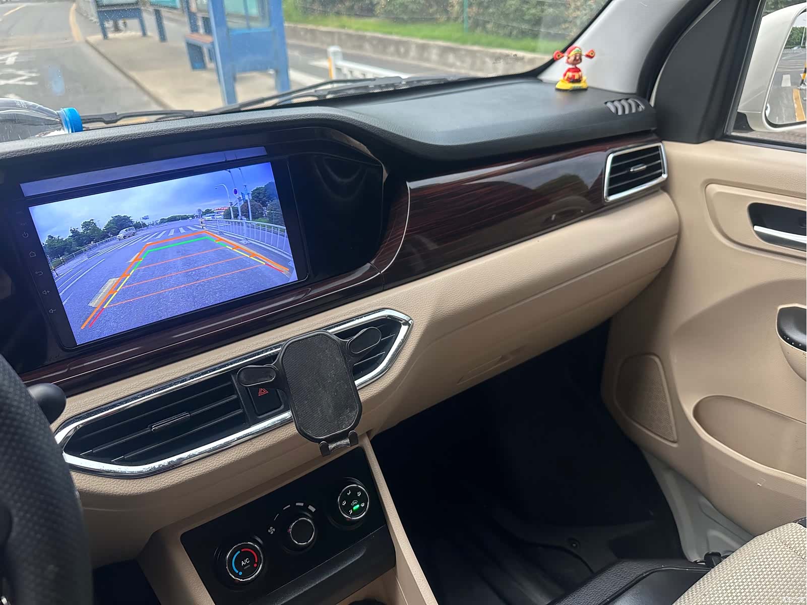 Changan V5, 2025 11