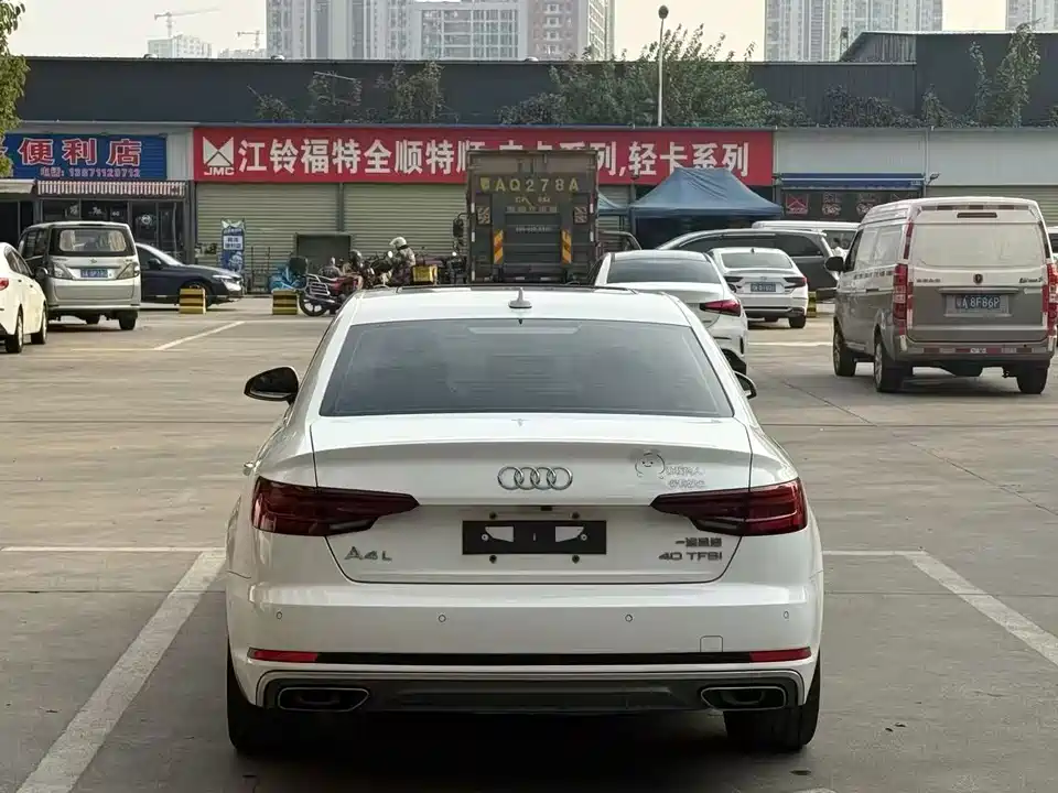 Audi A4L