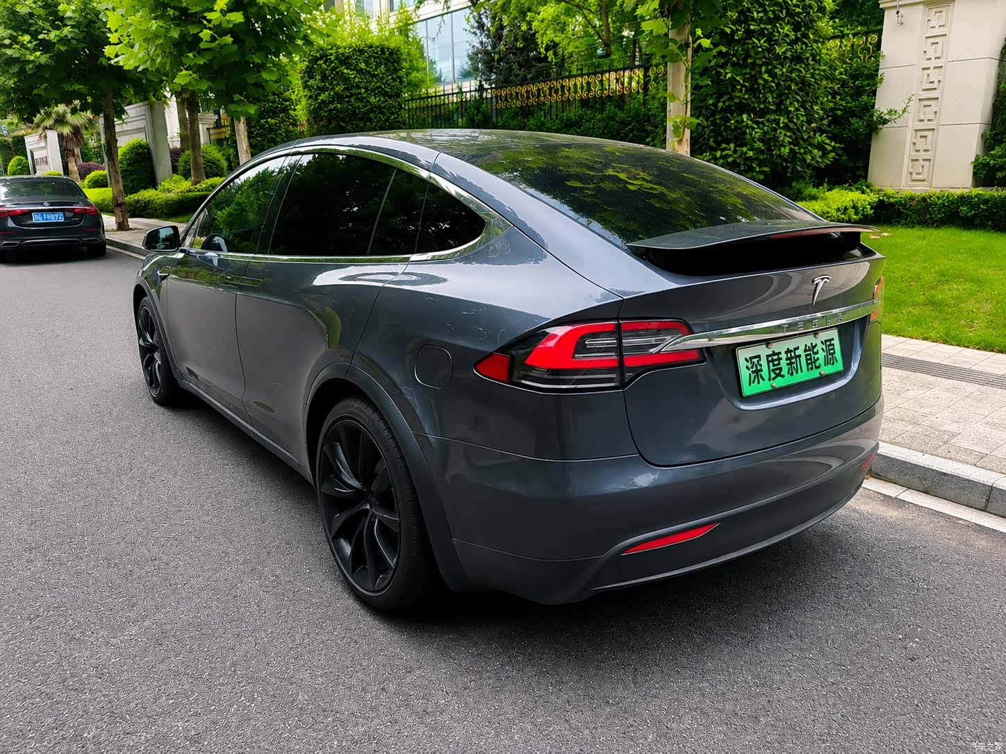 Tesla Model X, 2019 9