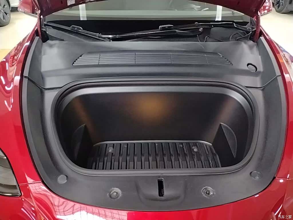 Tesla Model Y, 2021 20