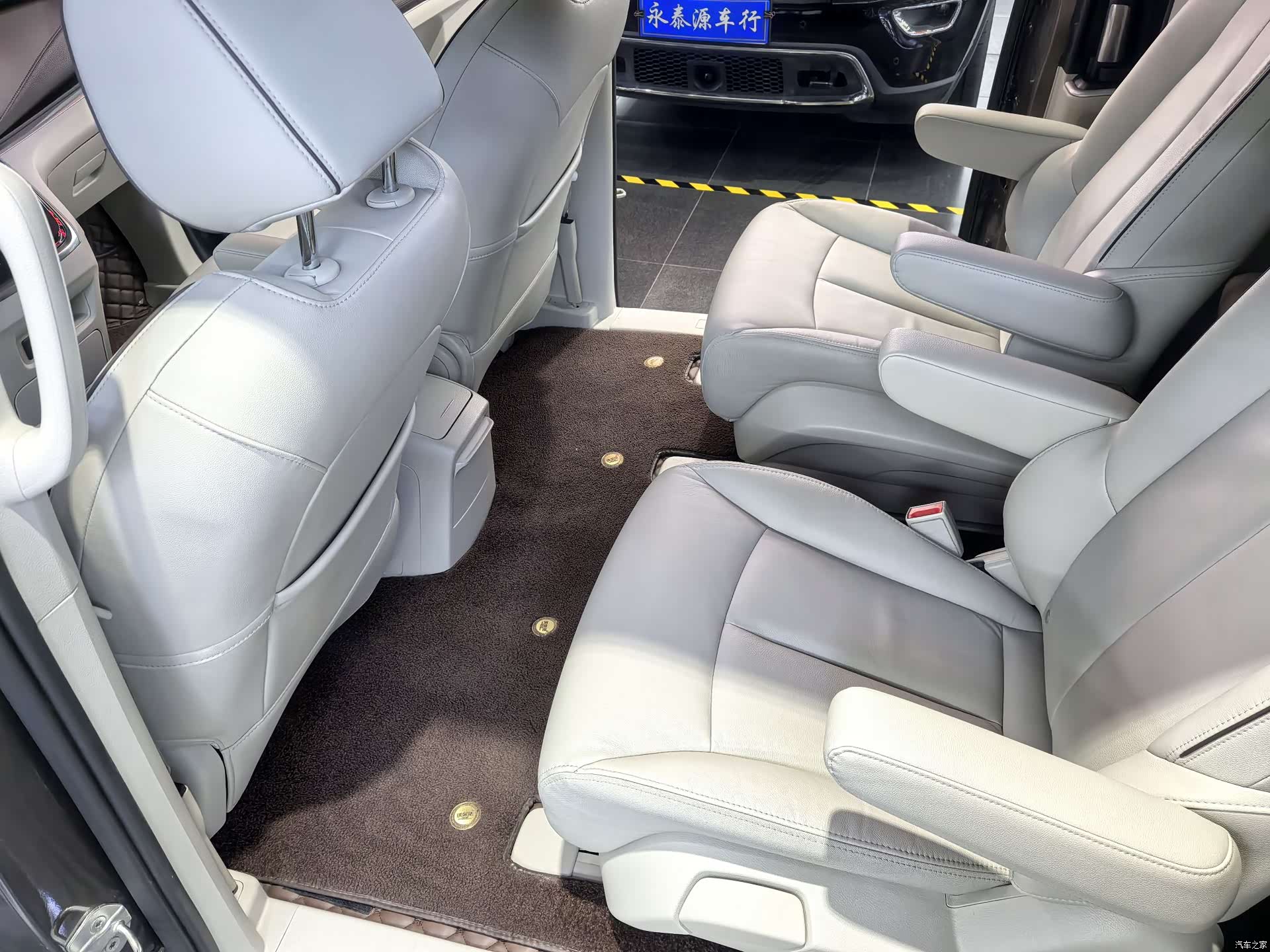 Buick GL8, 2021 7
