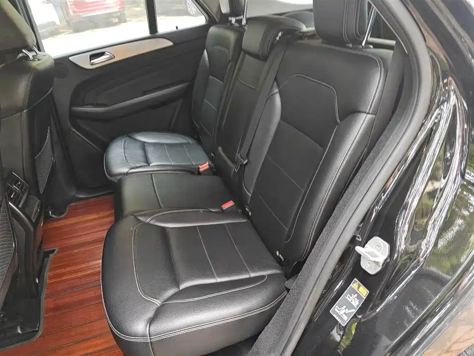 Mercedes-Benz M class