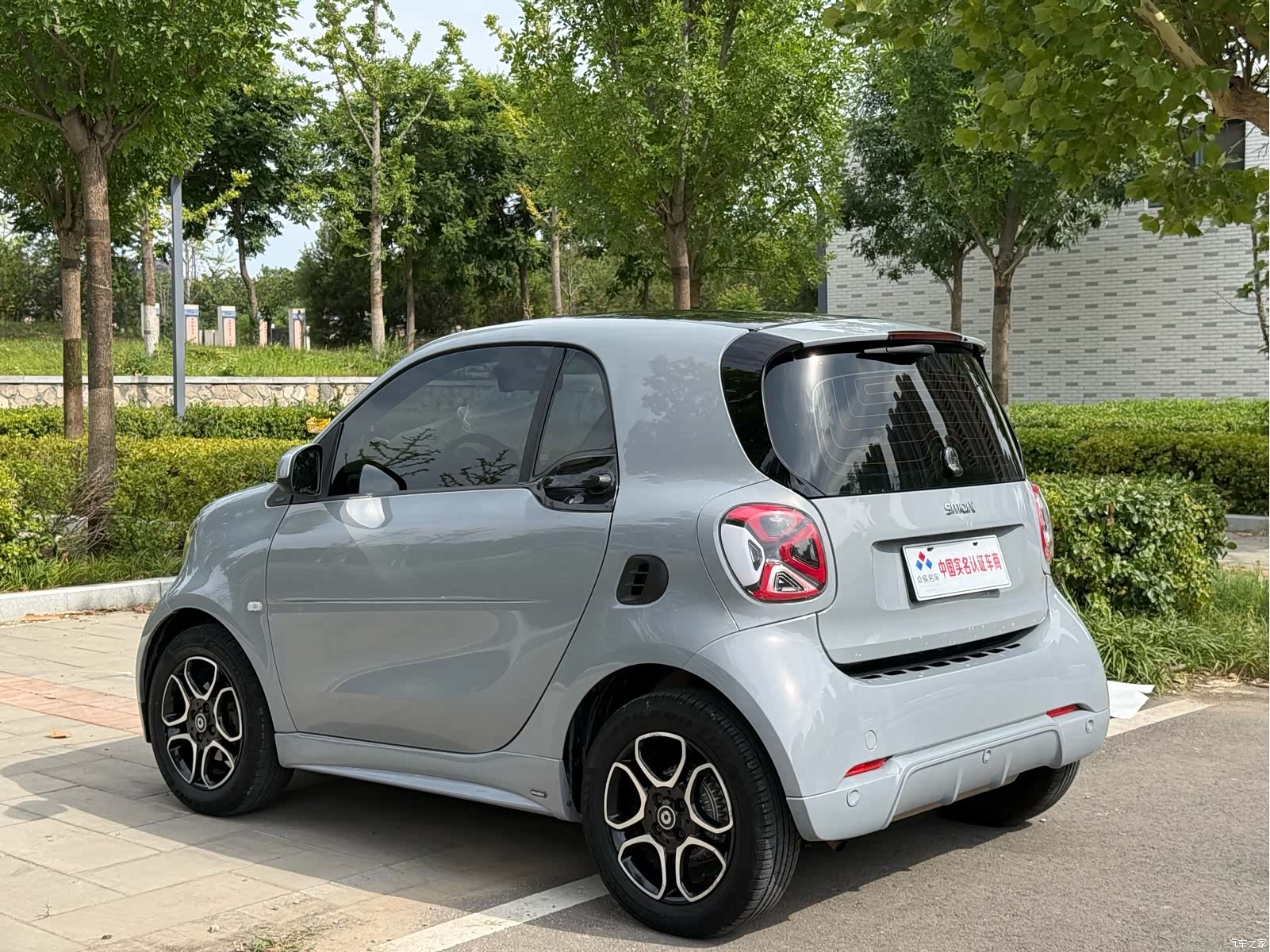 Smart Fortwo, 2019 18